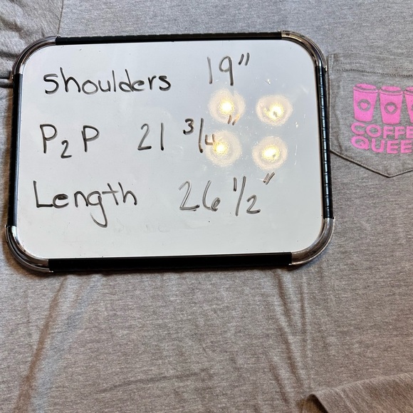 Coffee Queen Graphic T-shirt. Grey & Pink. Size Medium - Picture 6 of 6